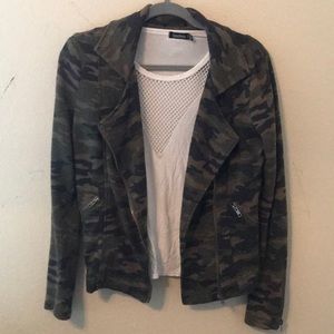 Camo Motto Throw Jacket